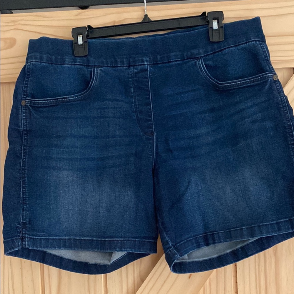 Liz Claiborne Blue Jean Shorts Relaxed Fit